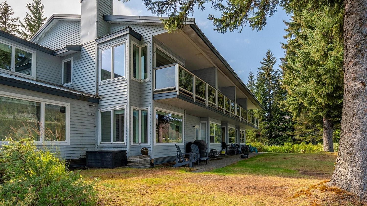 17 Whistler on the Lake