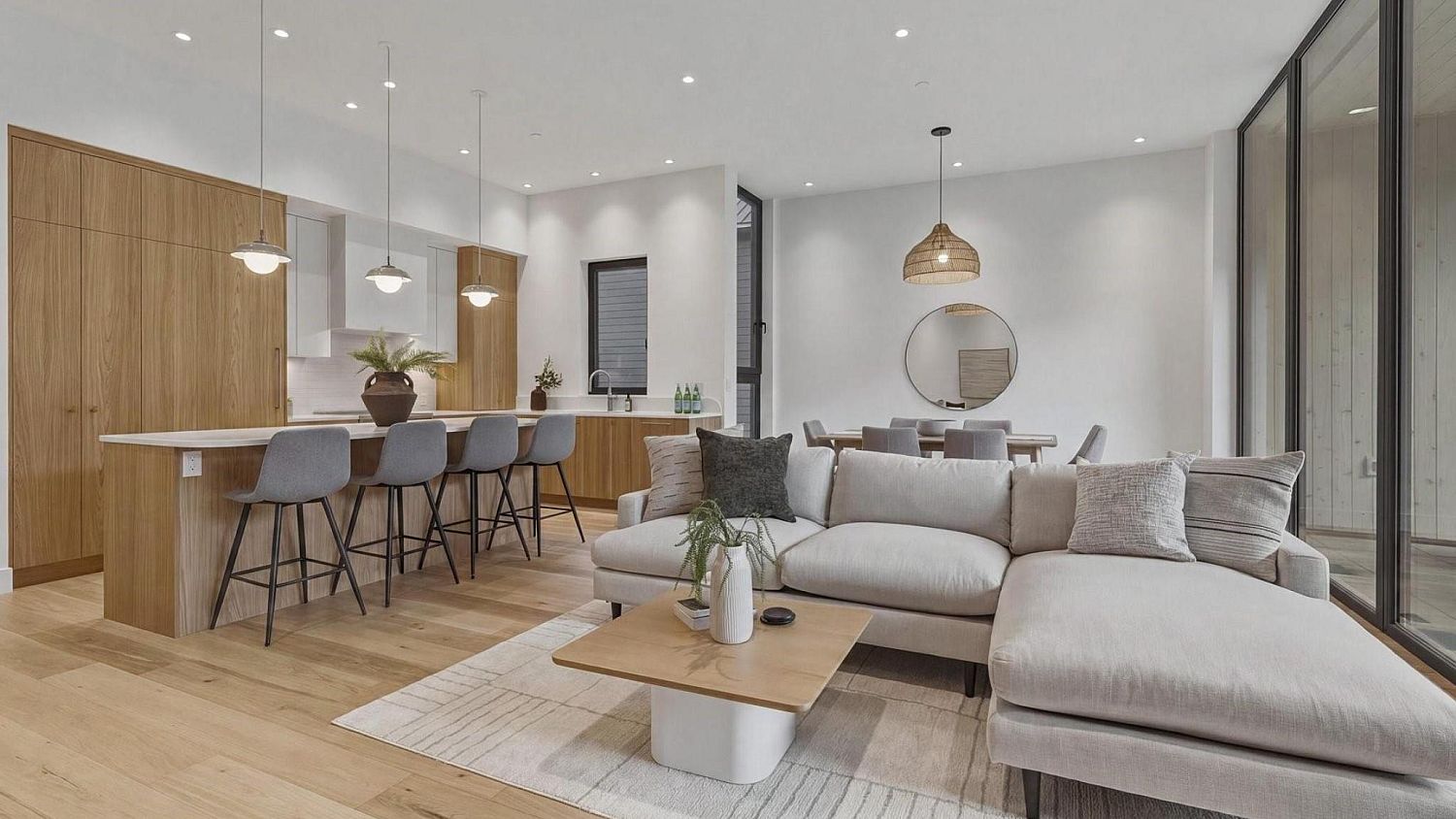 1702 River Run Place