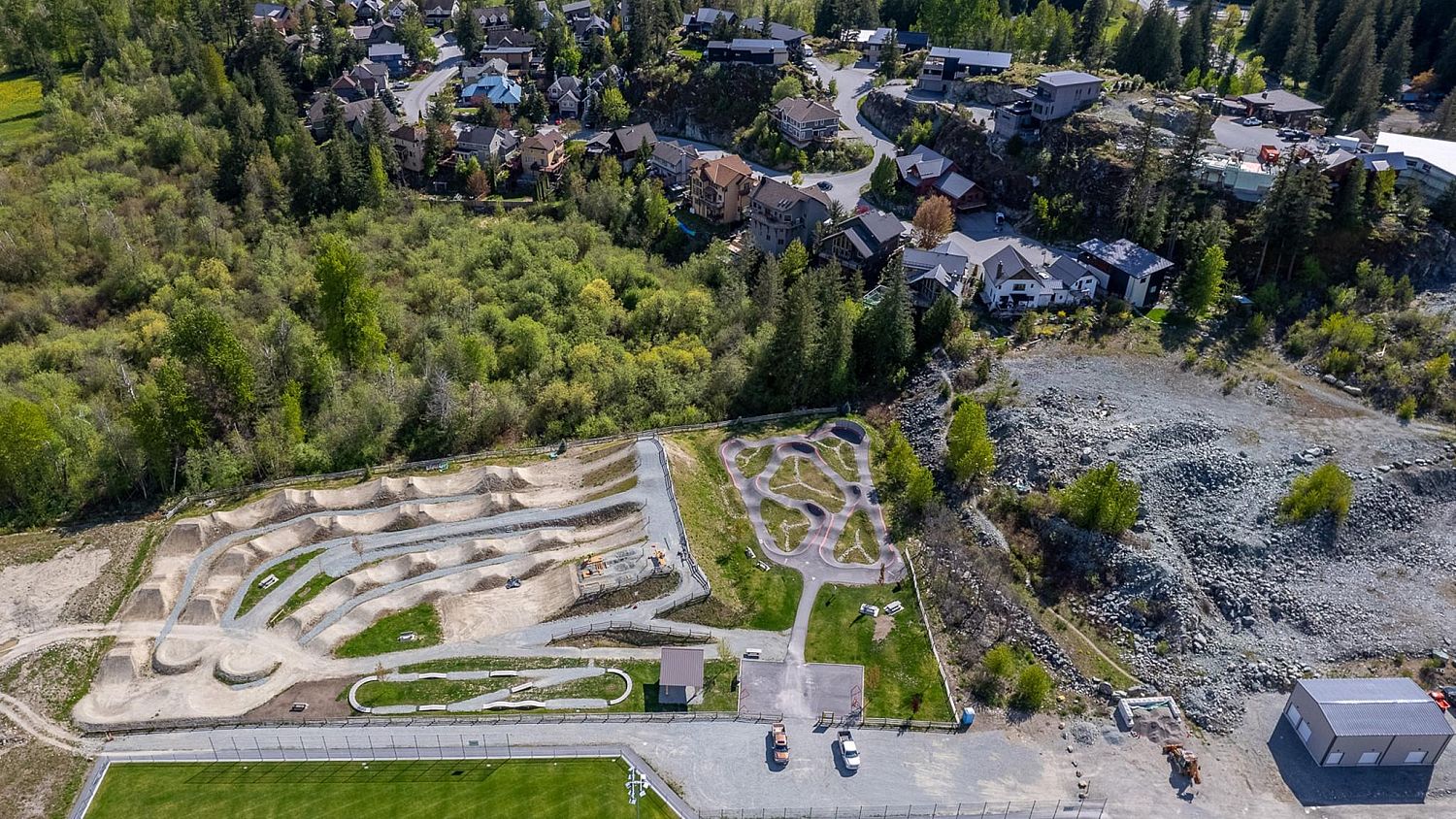 2 7362 Pemberton Farm Road East, Pemberton