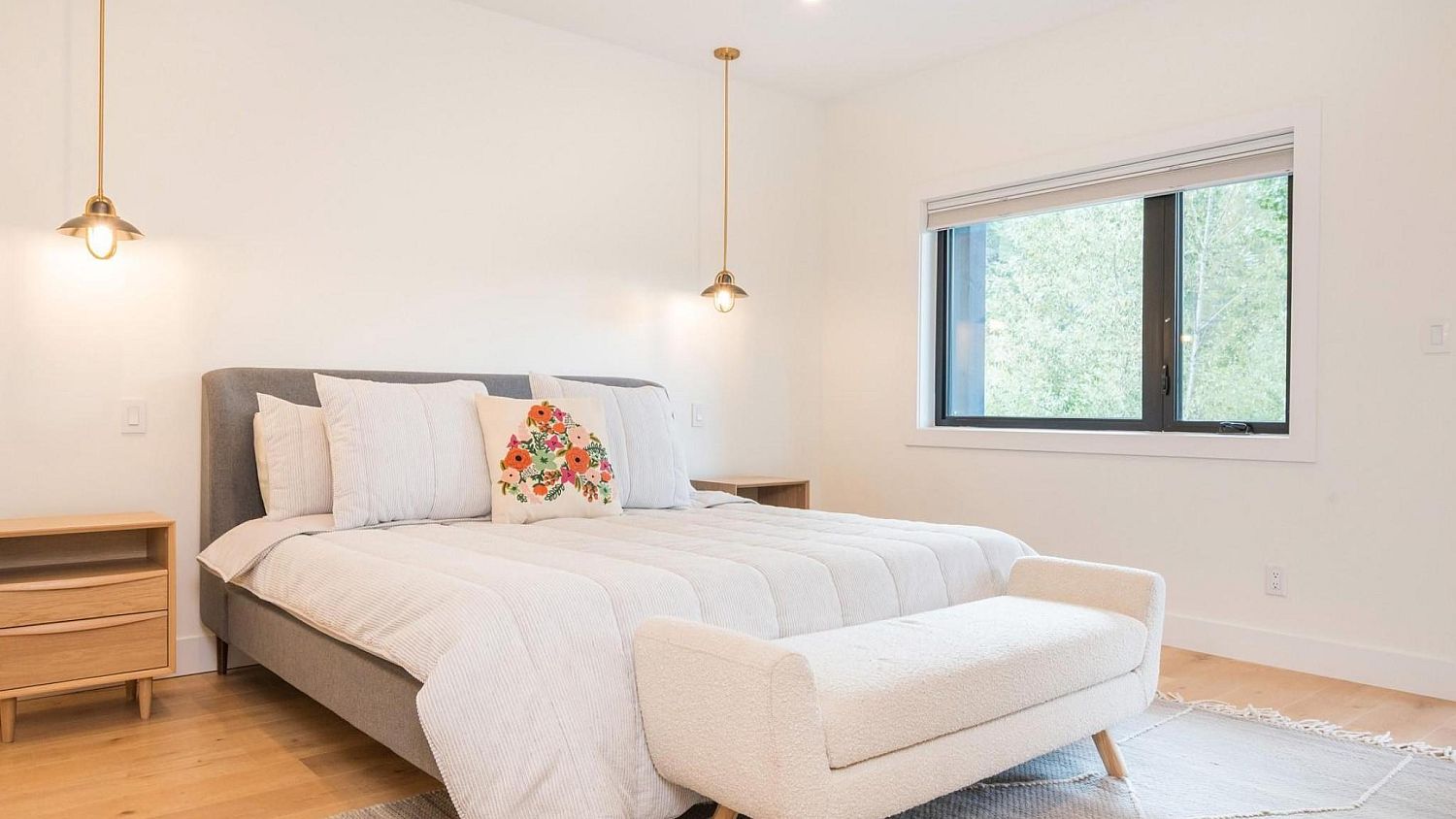 2026 Tiyata Boulevard, Pemberton