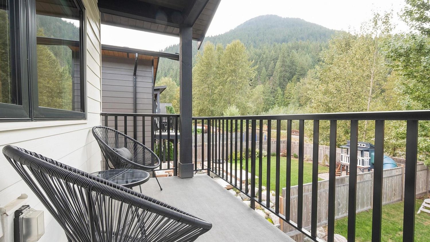 2026 Tiyata Boulevard, Pemberton