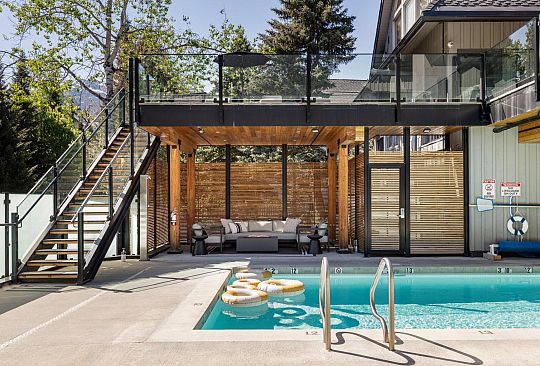 207-4365 Northlands Boulevard Whistler BC Canada