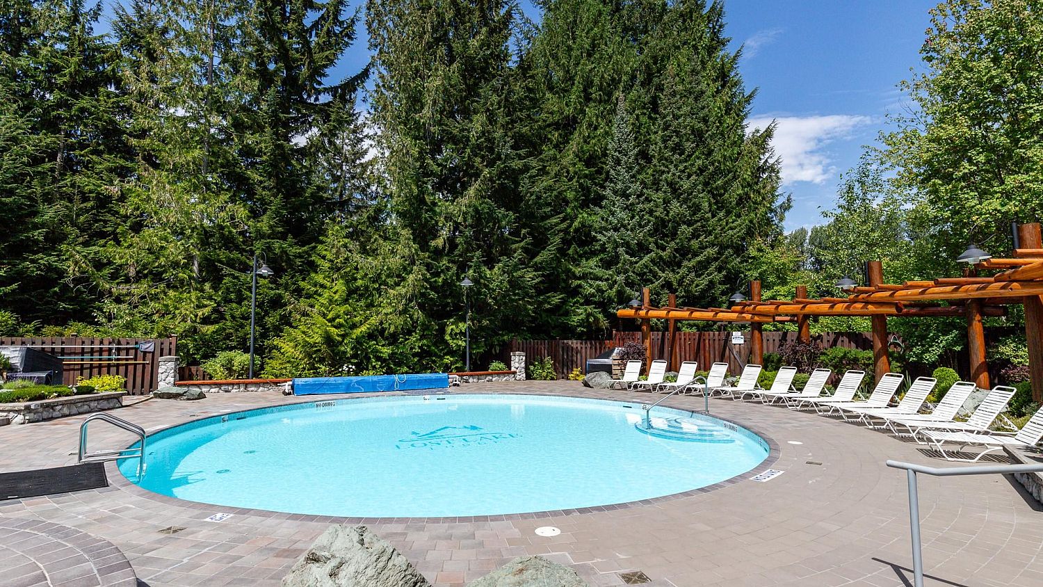 225 Lost Lake Lodge