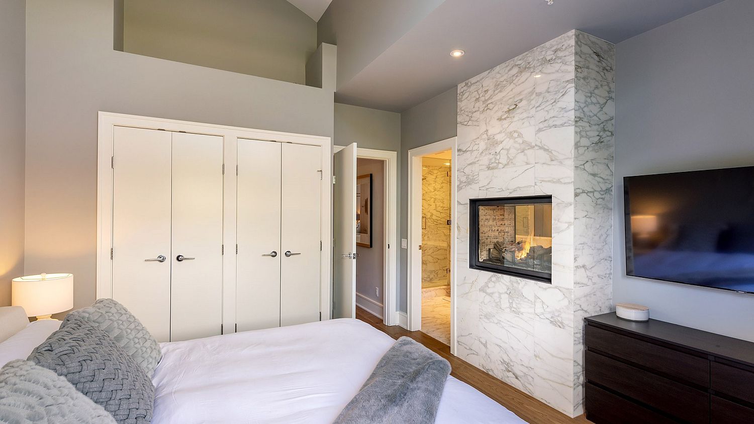 25 Fitzsimmons Walk