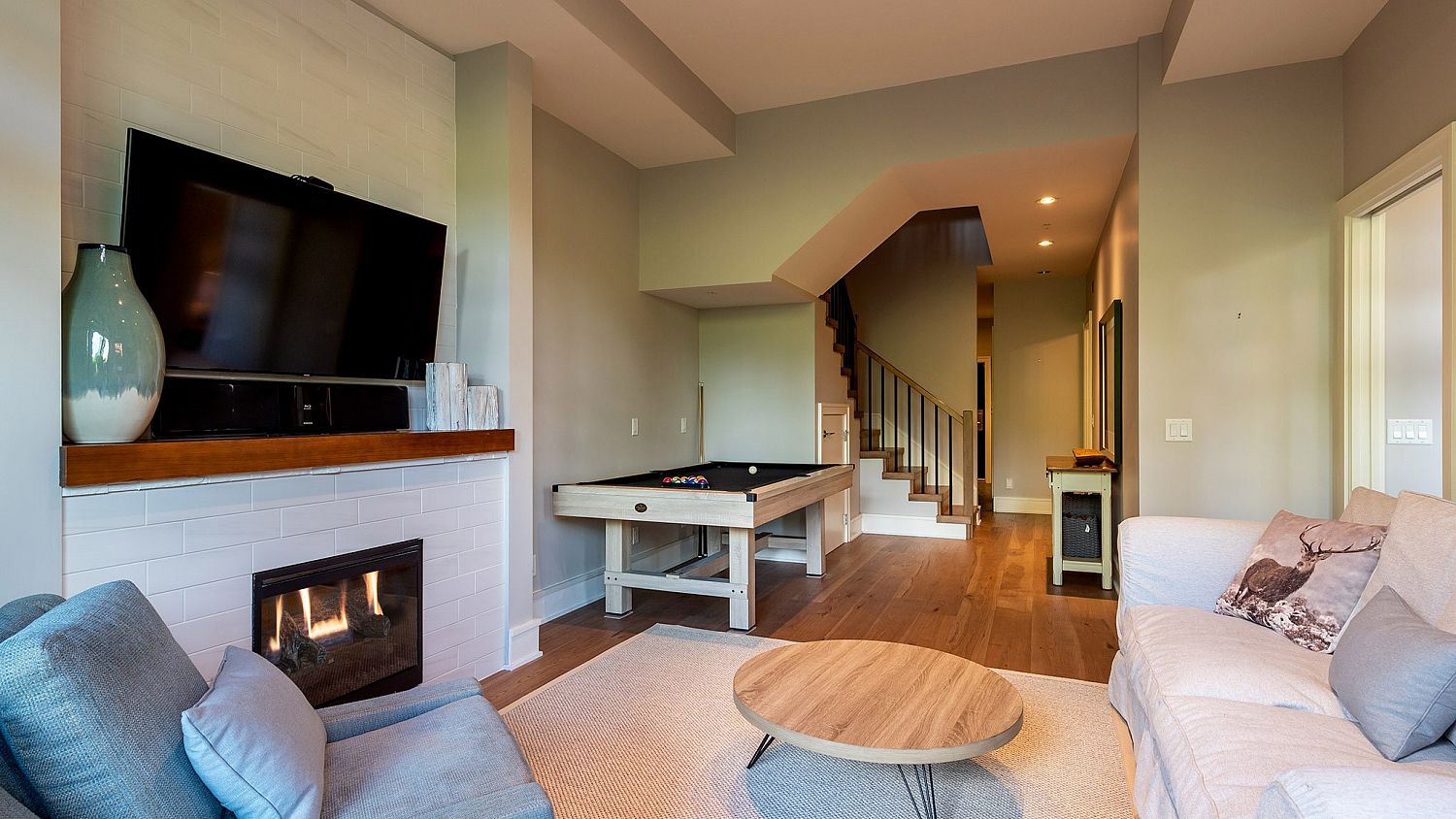 25 Fitzsimmons Walk