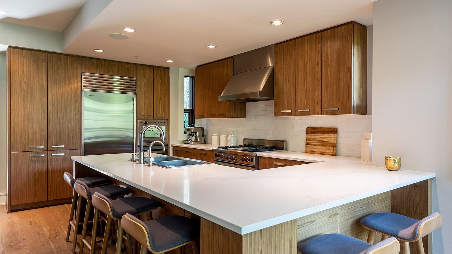 25 Fitzsimmons Walk