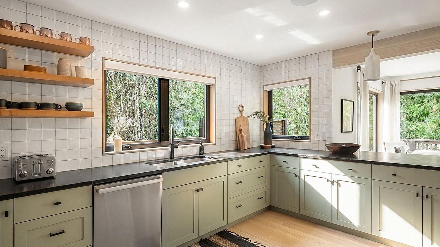 2524 Whistler Road NEW