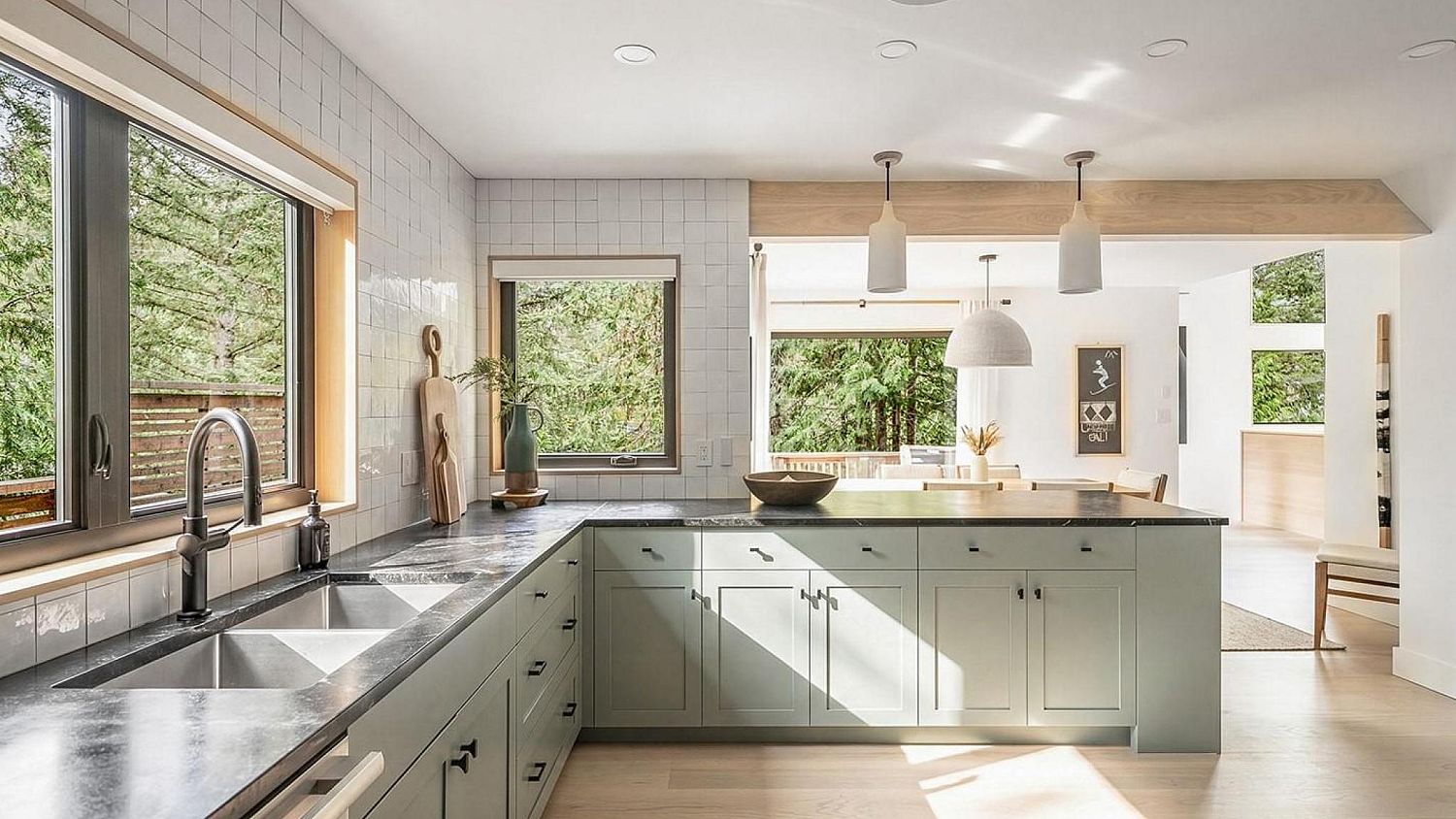 2524 Whistler Road NEW