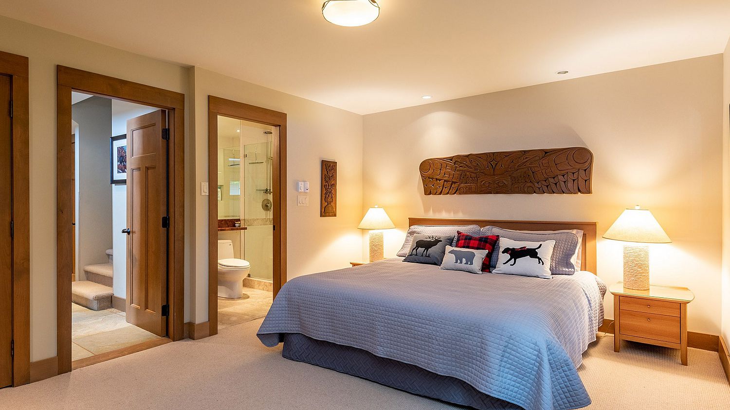 2566 Snowridge Crescent