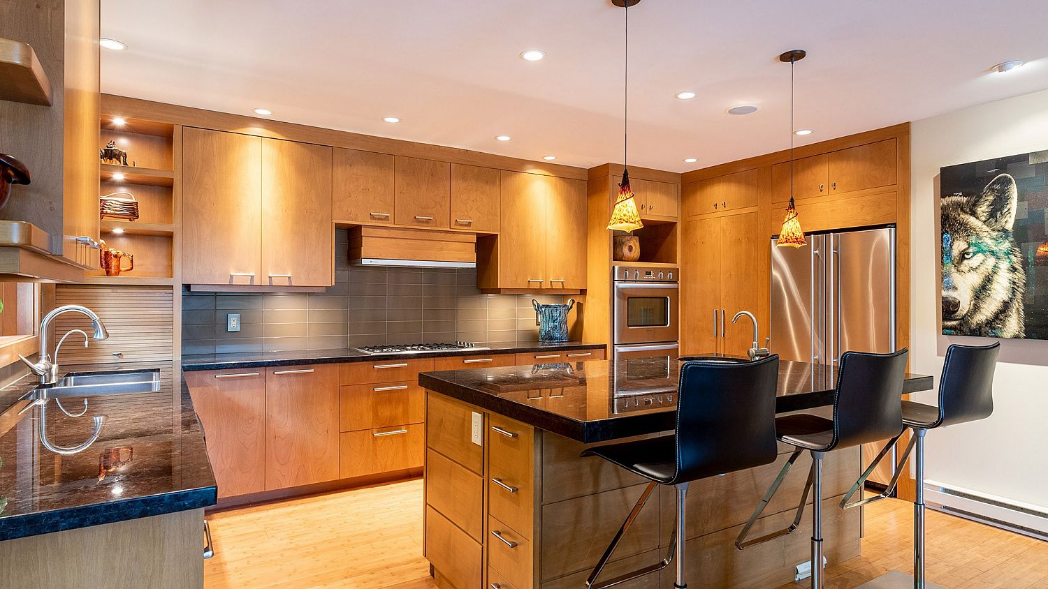 2566 Snowridge Crescent