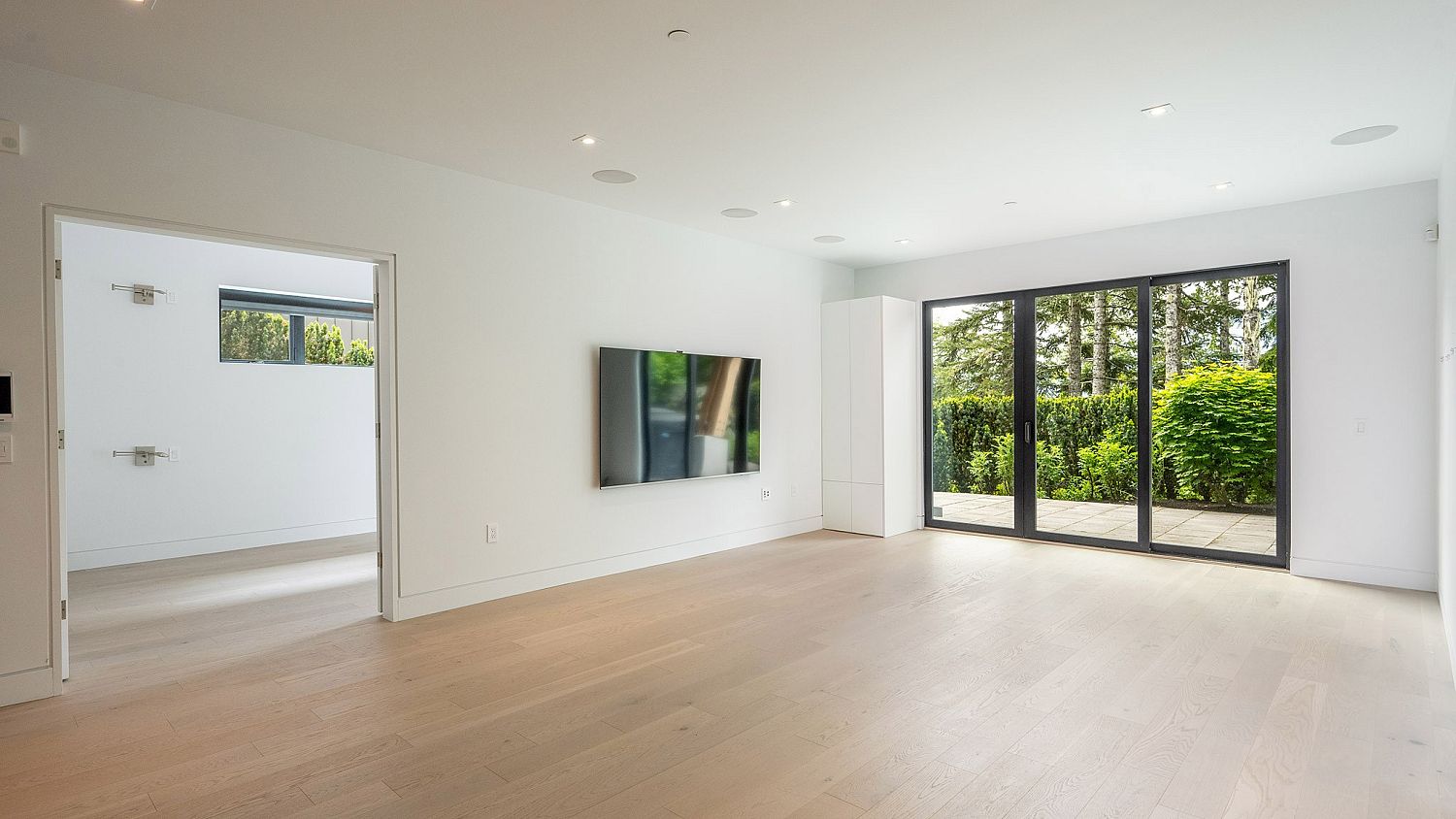 2909 Kadenwood Drive