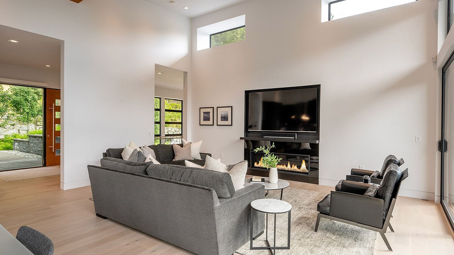 2909 Kadenwood Drive
