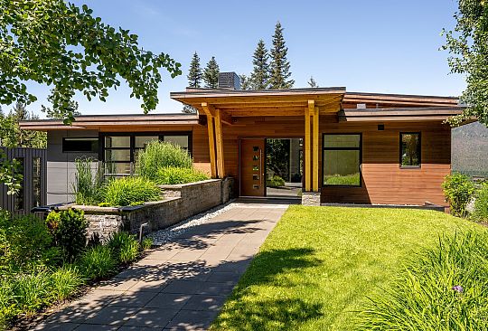 2909 Kadenwood Drive Whistler BC Canada