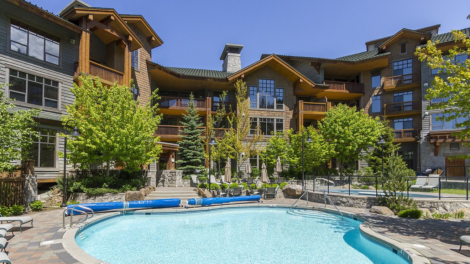 303 First Tracks Lodge