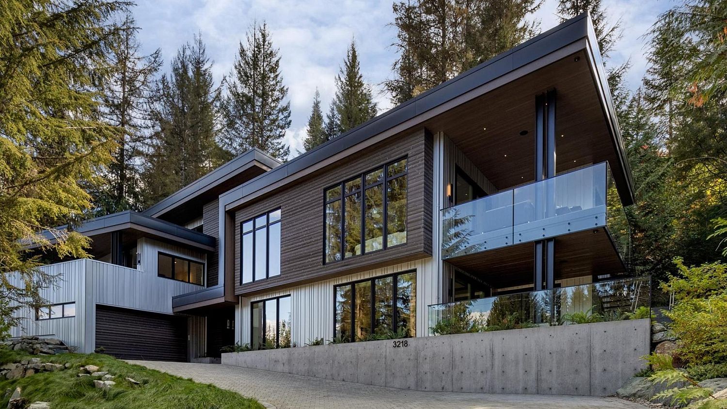 3218 Juniper Place