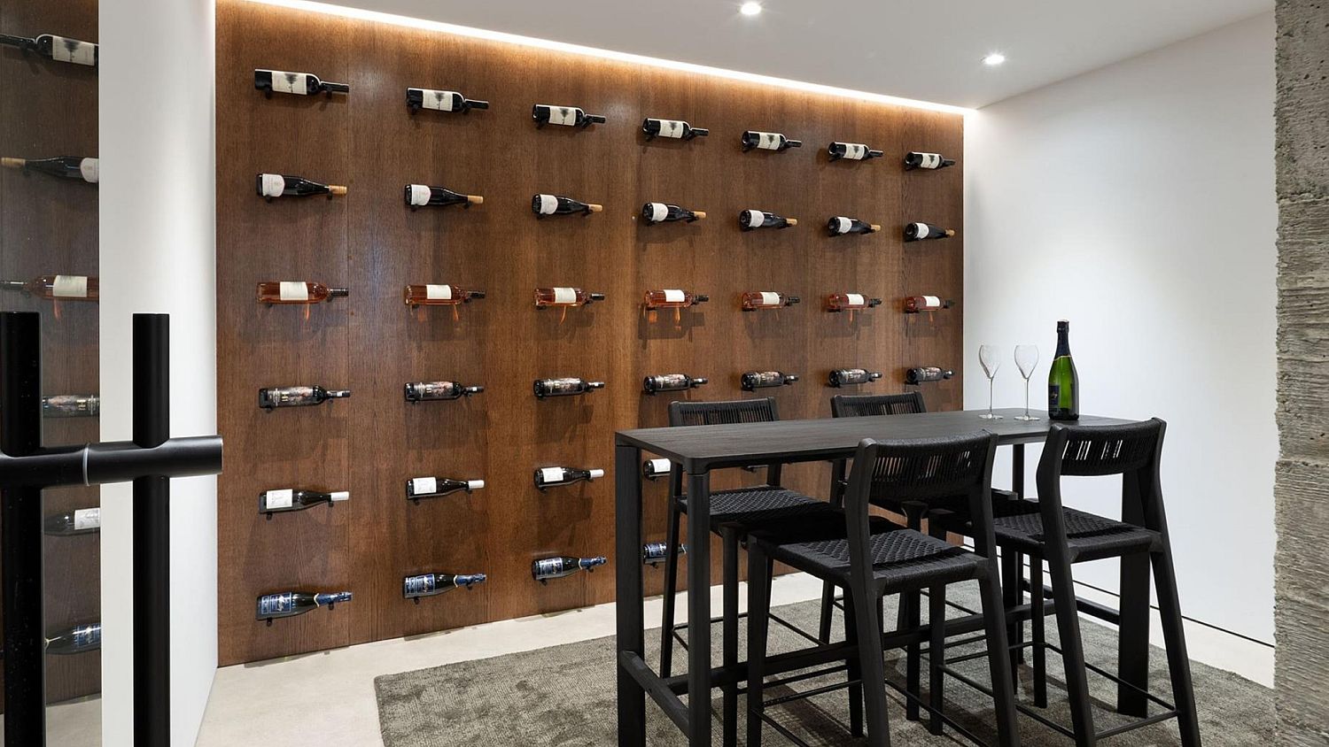 3565 Falcon Crescent