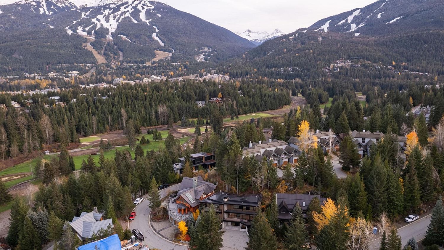 3565 Falcon Crescent