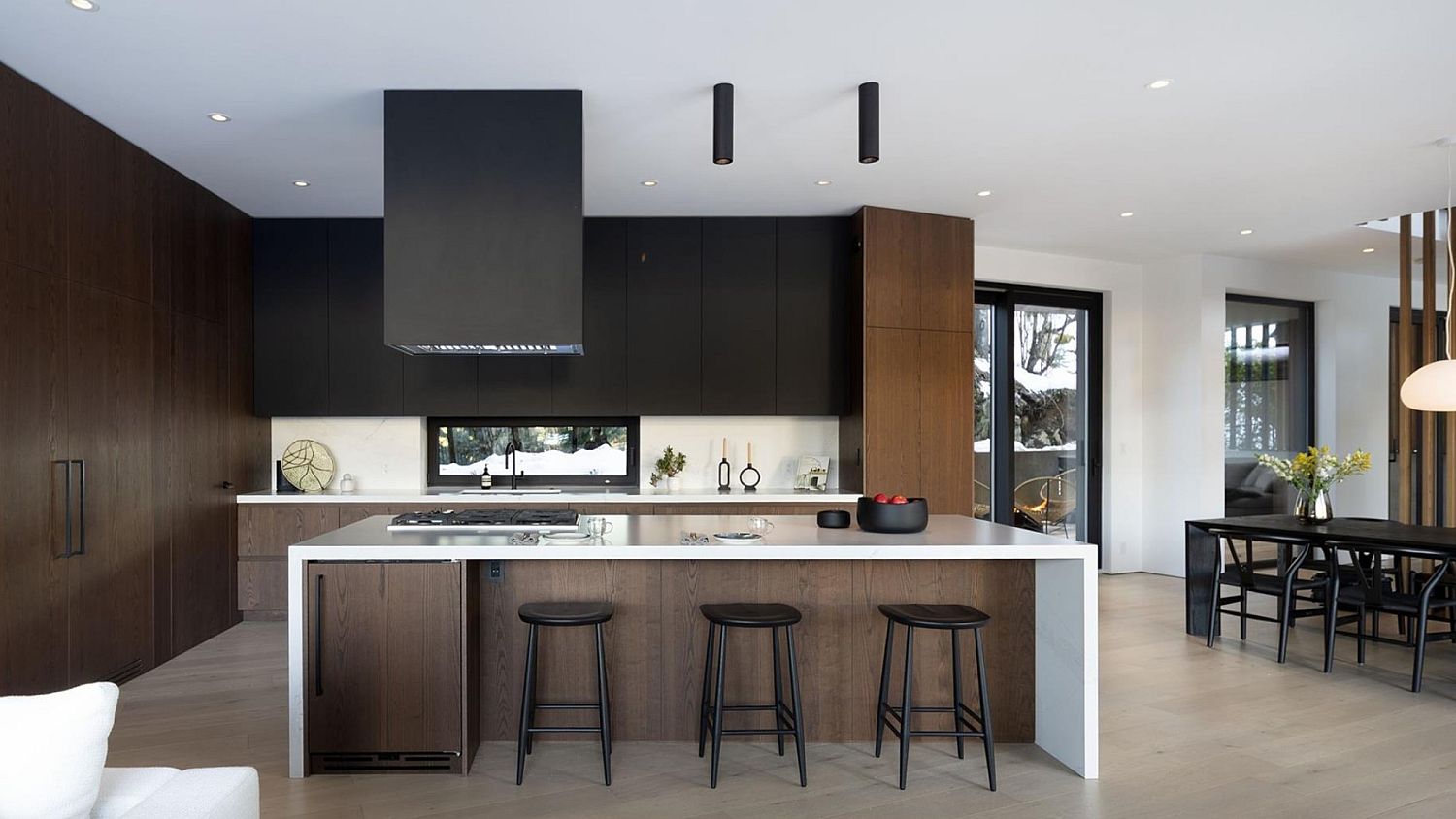 3565 Falcon Crescent