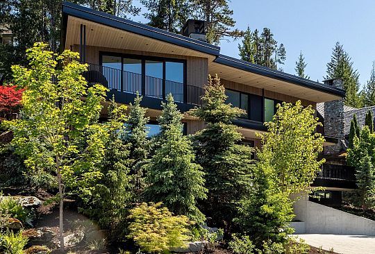 3565 Falcon Crescent Whistler BC Canada