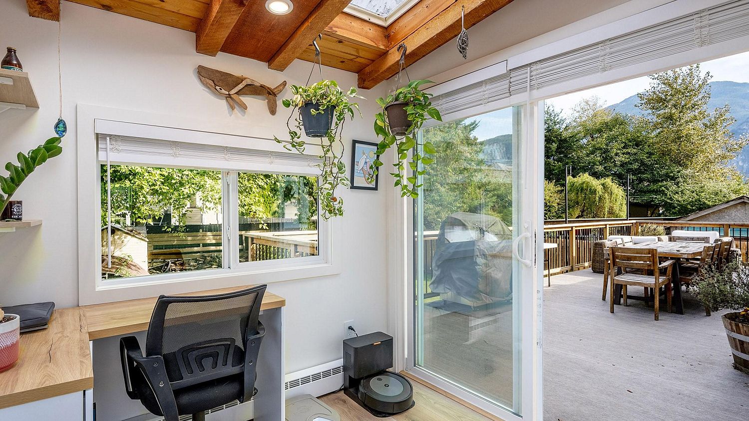 38876 Buckley Avenue, Squamish