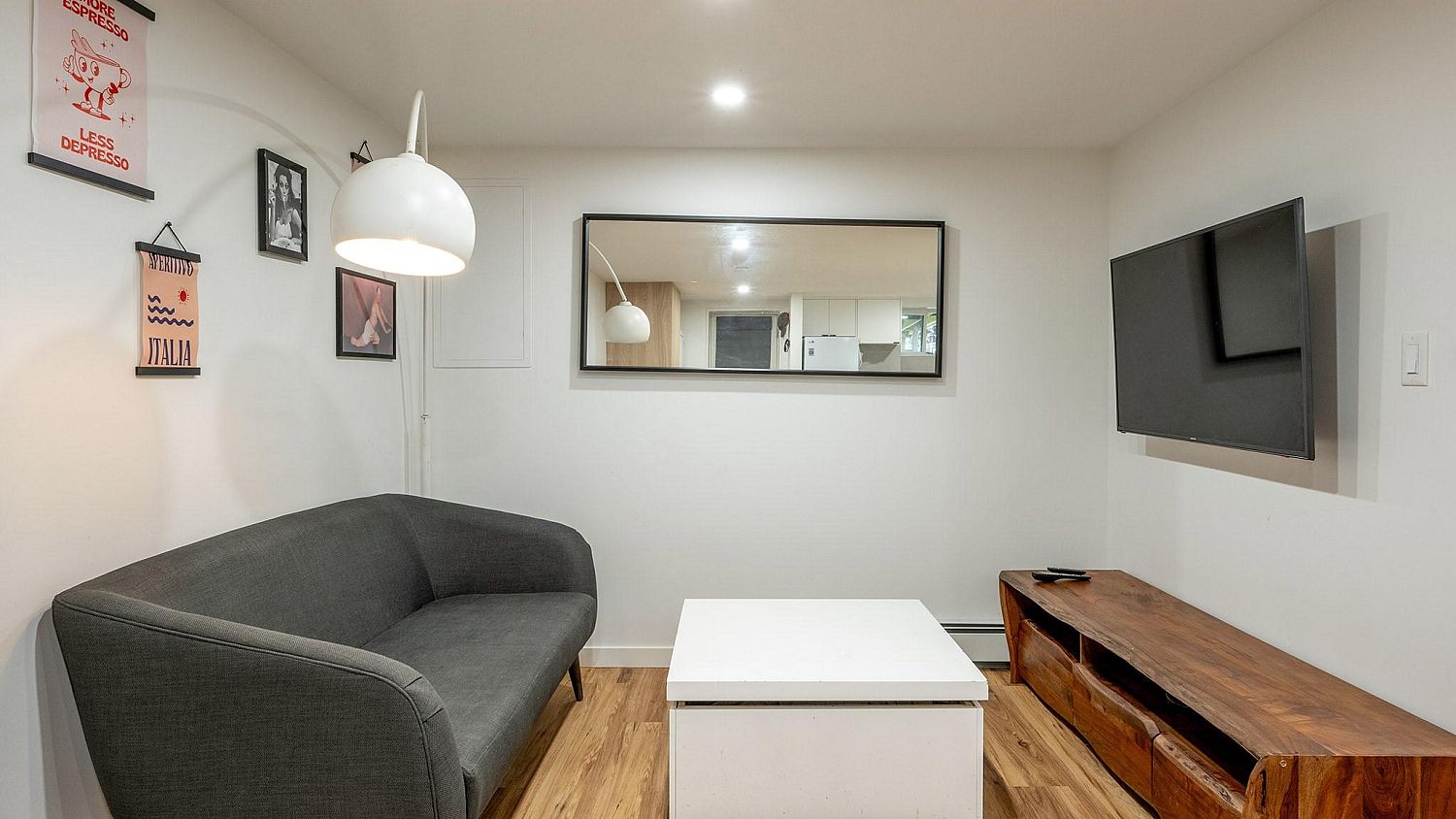 38876 Buckley Avenue, Squamish