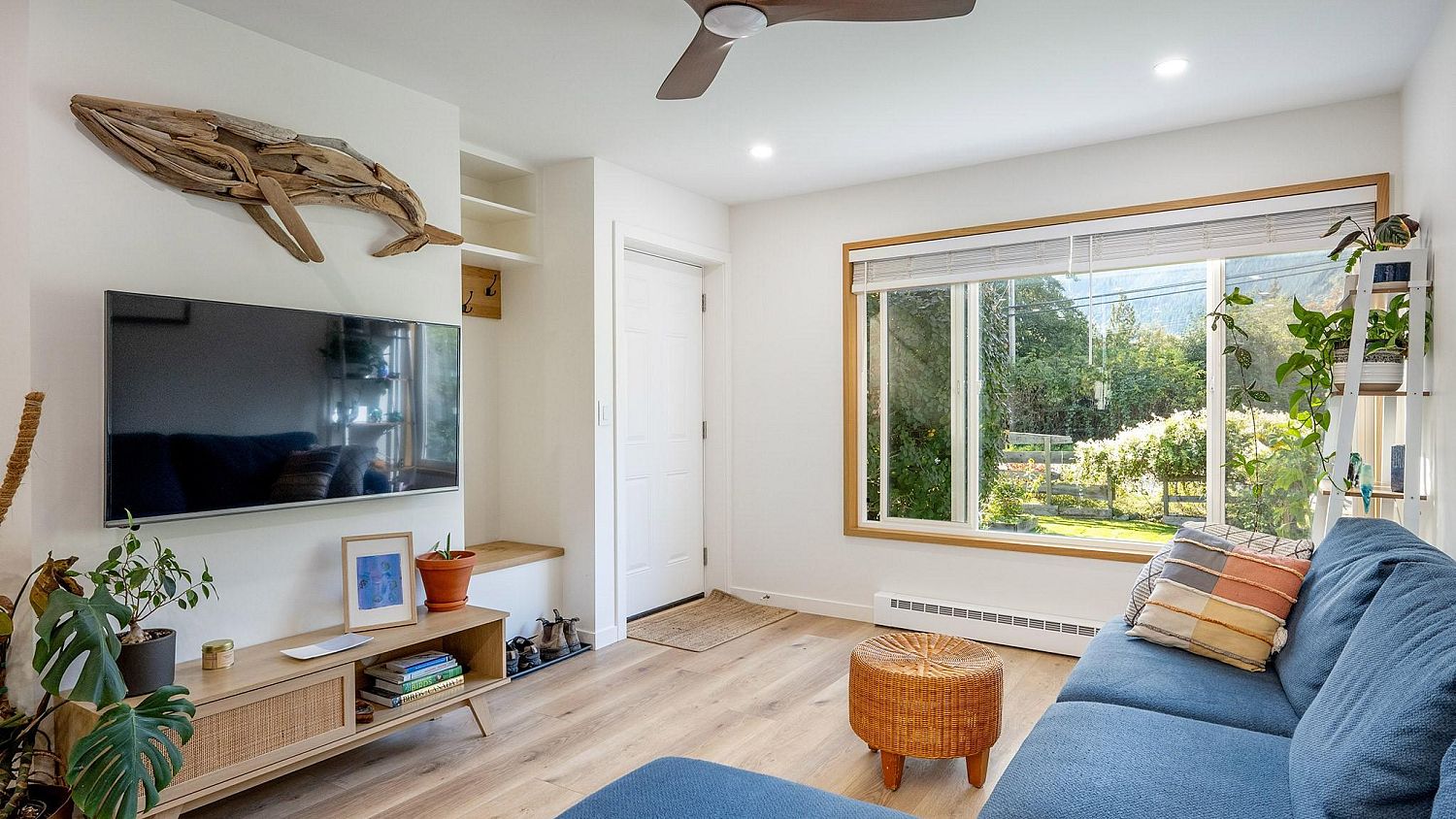 38876 Buckley Avenue, Squamish
