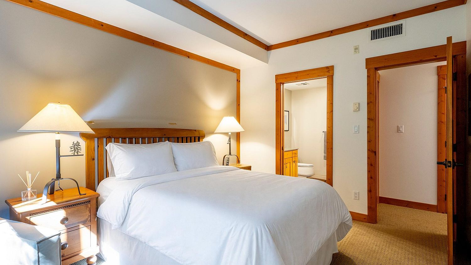 416 First Tracks Lodge