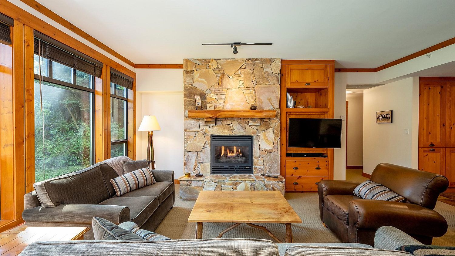 416 First Tracks Lodge