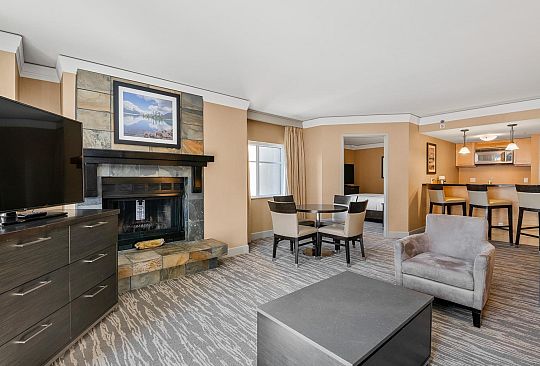 428/430-4050 Whistler Way Whistler BC Canada