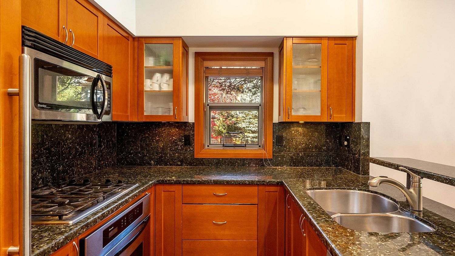 4855 Casabella Crescent