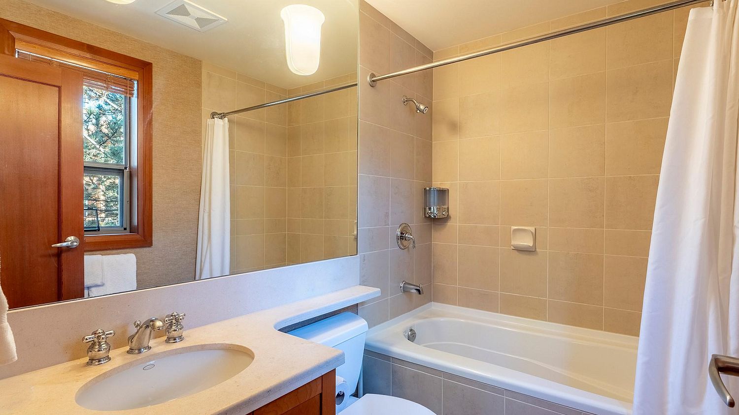 4855 Casabella Crescent