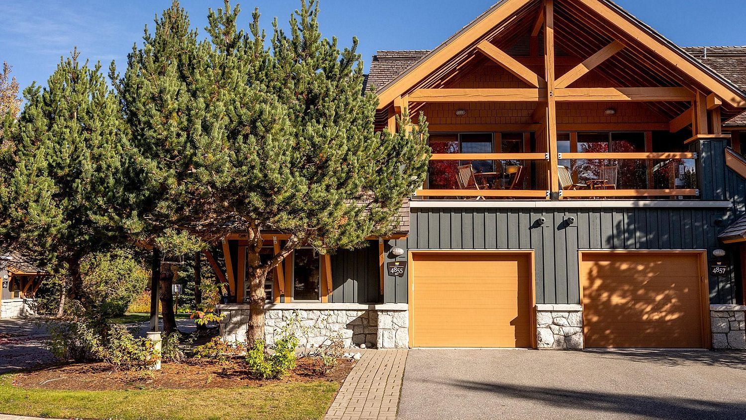 4855 Casabella Crescent