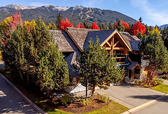 4855 Casabella Crescent Whistler BC Canada