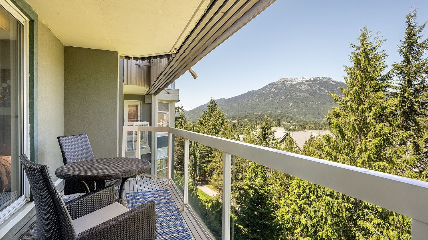 501 Woodrun Lodge