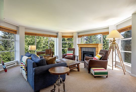 501-4910 Spearhead Place Whistler BC Canada