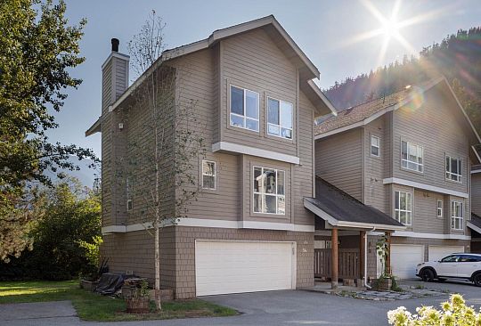 54-1400 Park Street Pemberton BC Canada