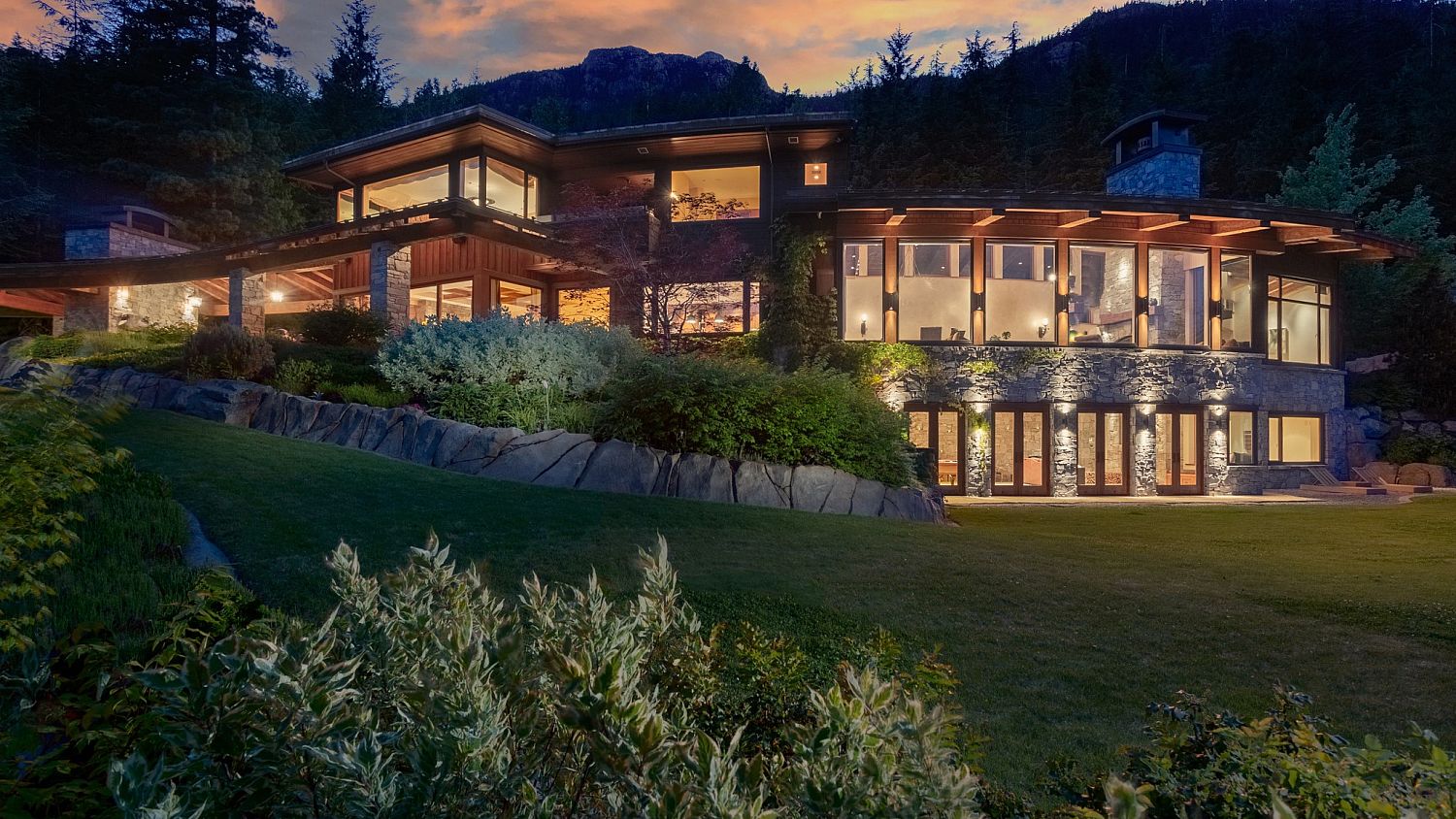 5476 Stonebridge Place