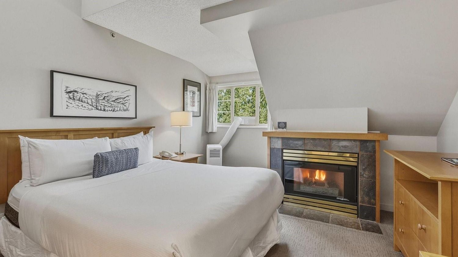 616 Whistler Peak Lodge