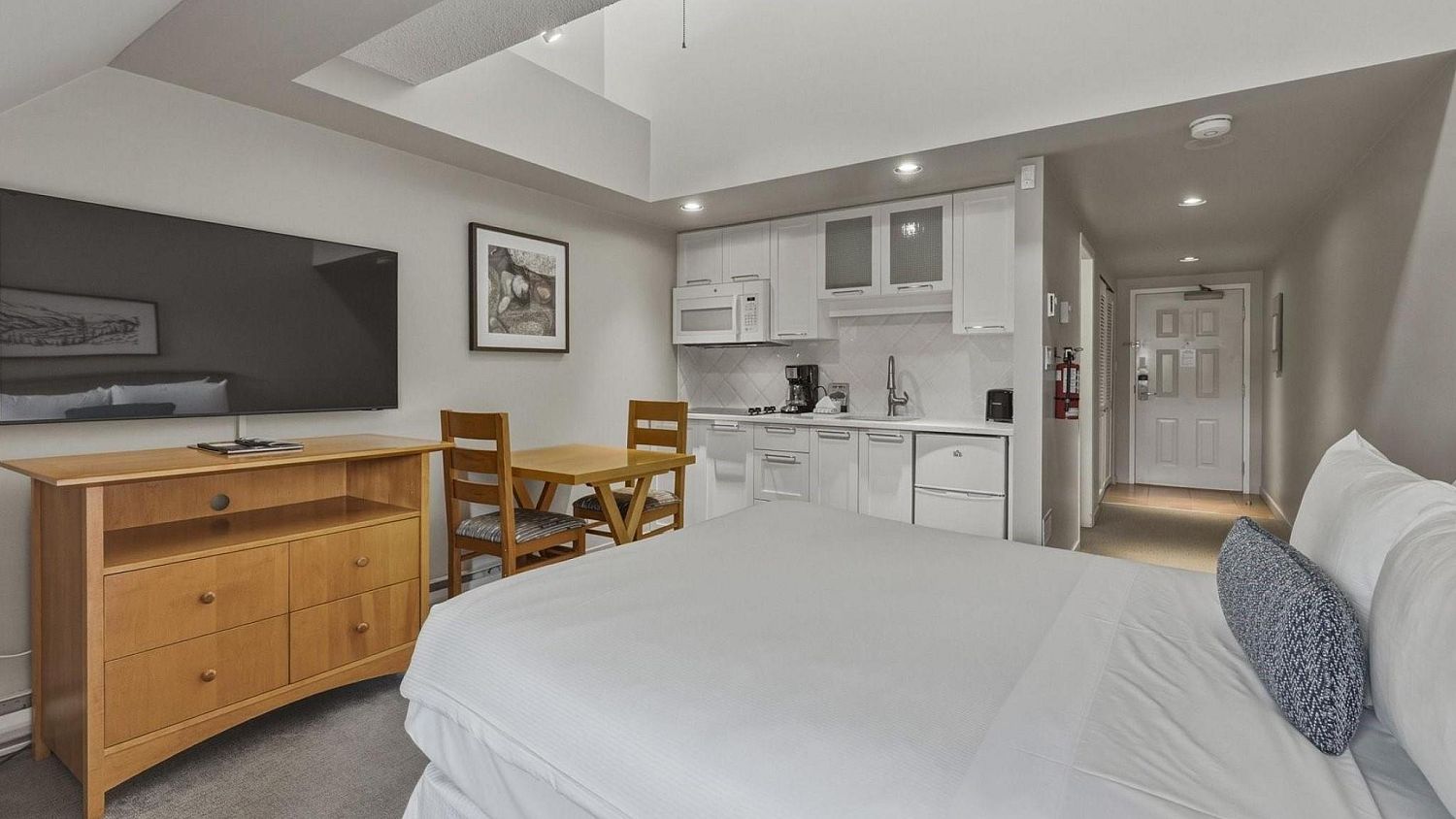616 Whistler Peak Lodge