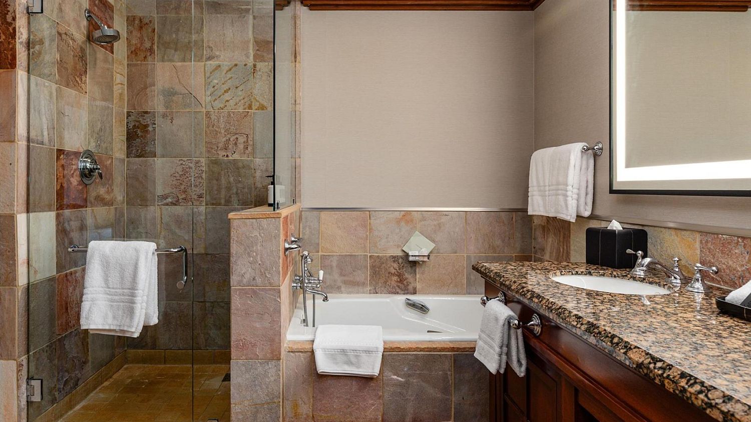 724 Four Seasons Resort