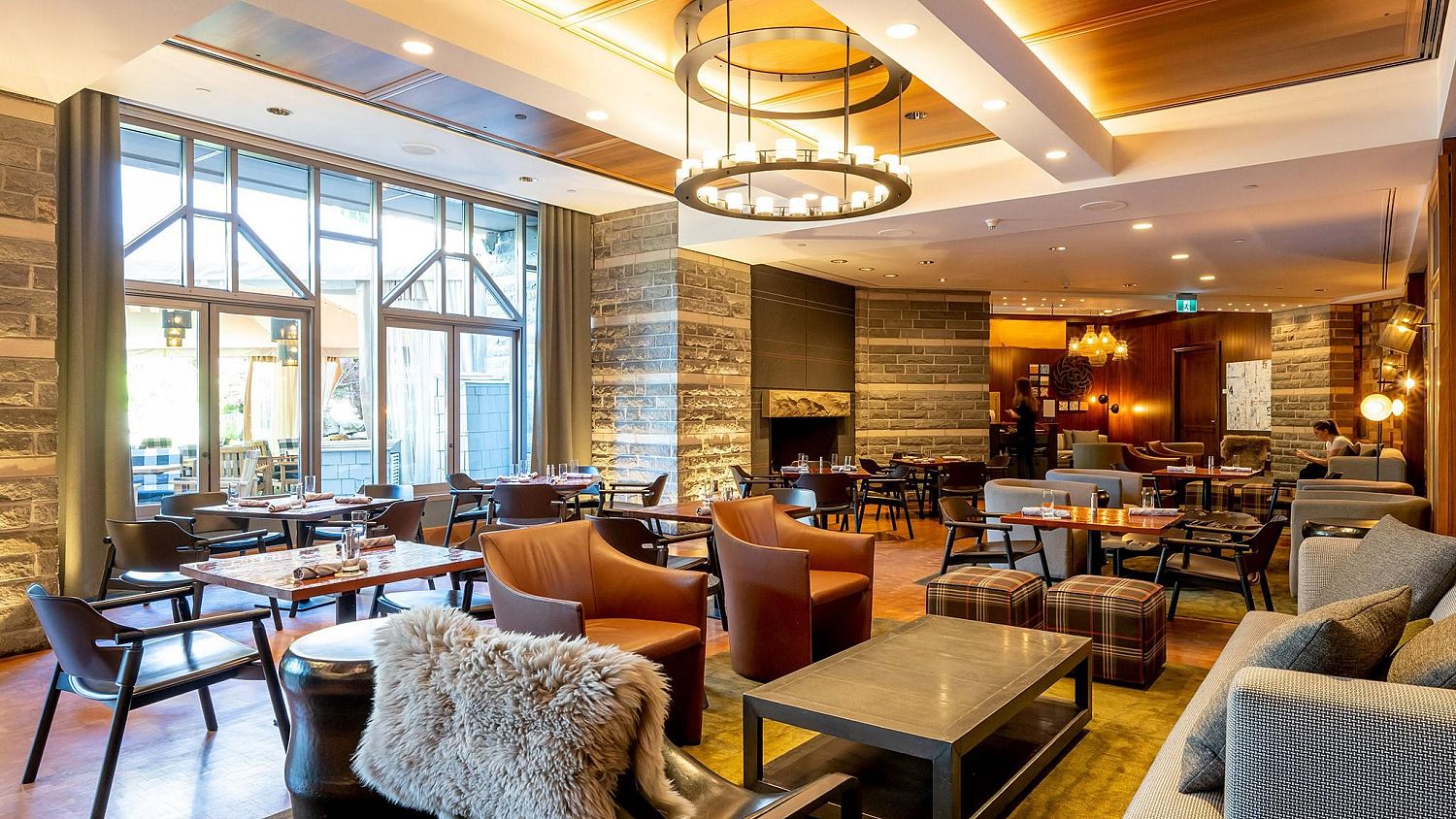 725 Four Seasons Resort
