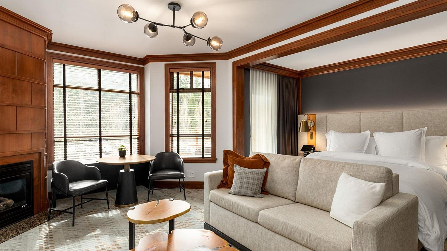 725 Four Seasons Resort