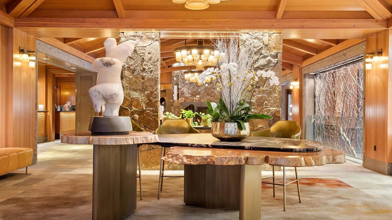 727 Four Seasons Resort
