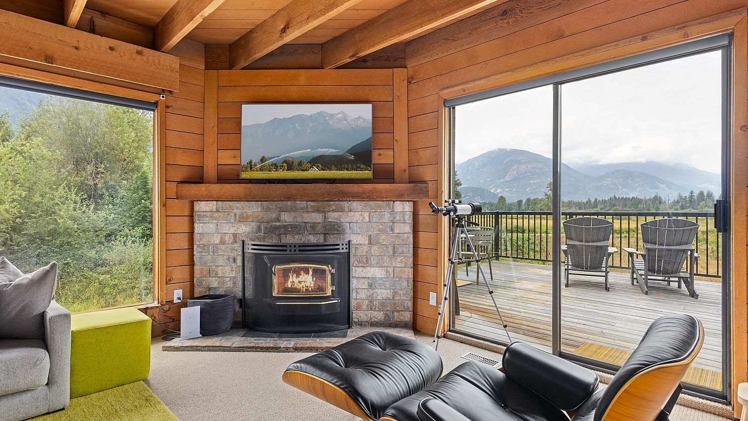 7320 Macrae Road, Pemberton