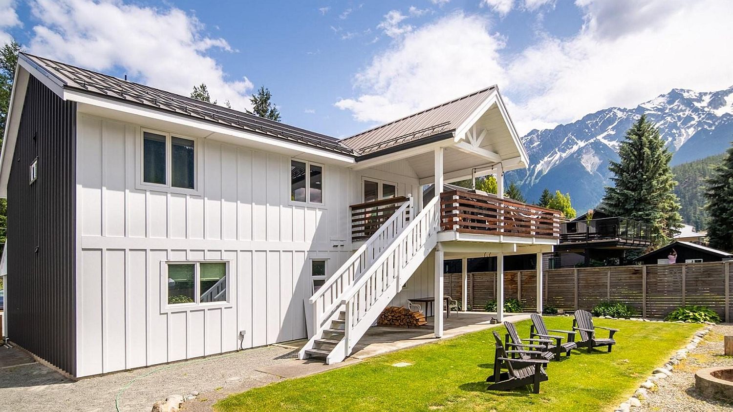 7403 Harrow Road, Pemberton