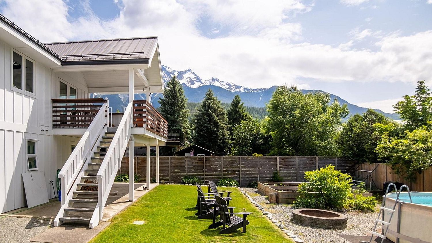 7403 Harrow Road, Pemberton