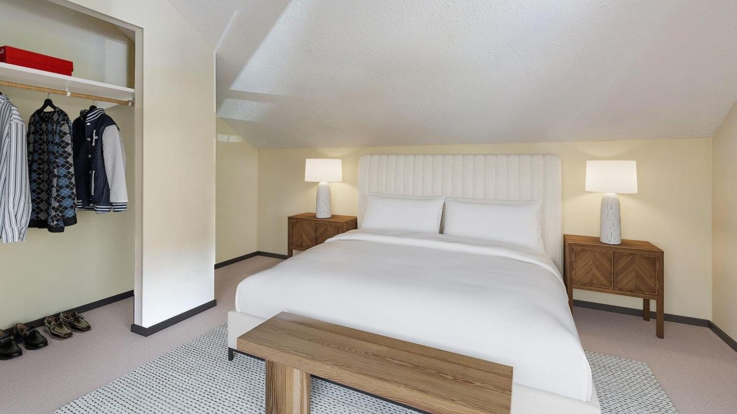 7425 Ambassador Crescent