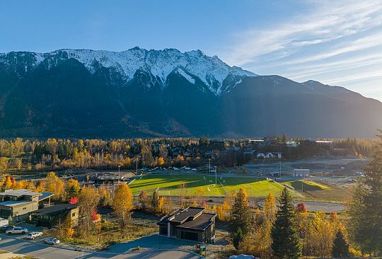 7653 Seven O Clock Drive Pemberton BC Canada