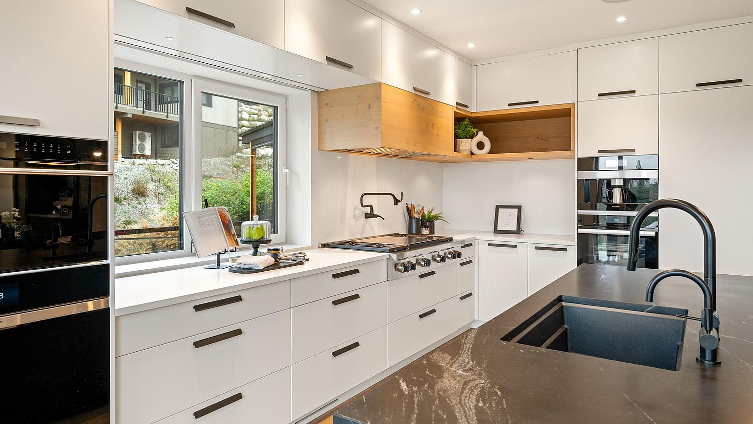 7667 Cerulean Drive, Pemberton