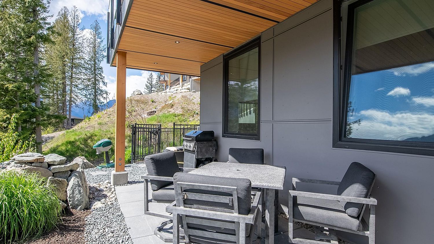 7667 Cerulean Drive, Pemberton